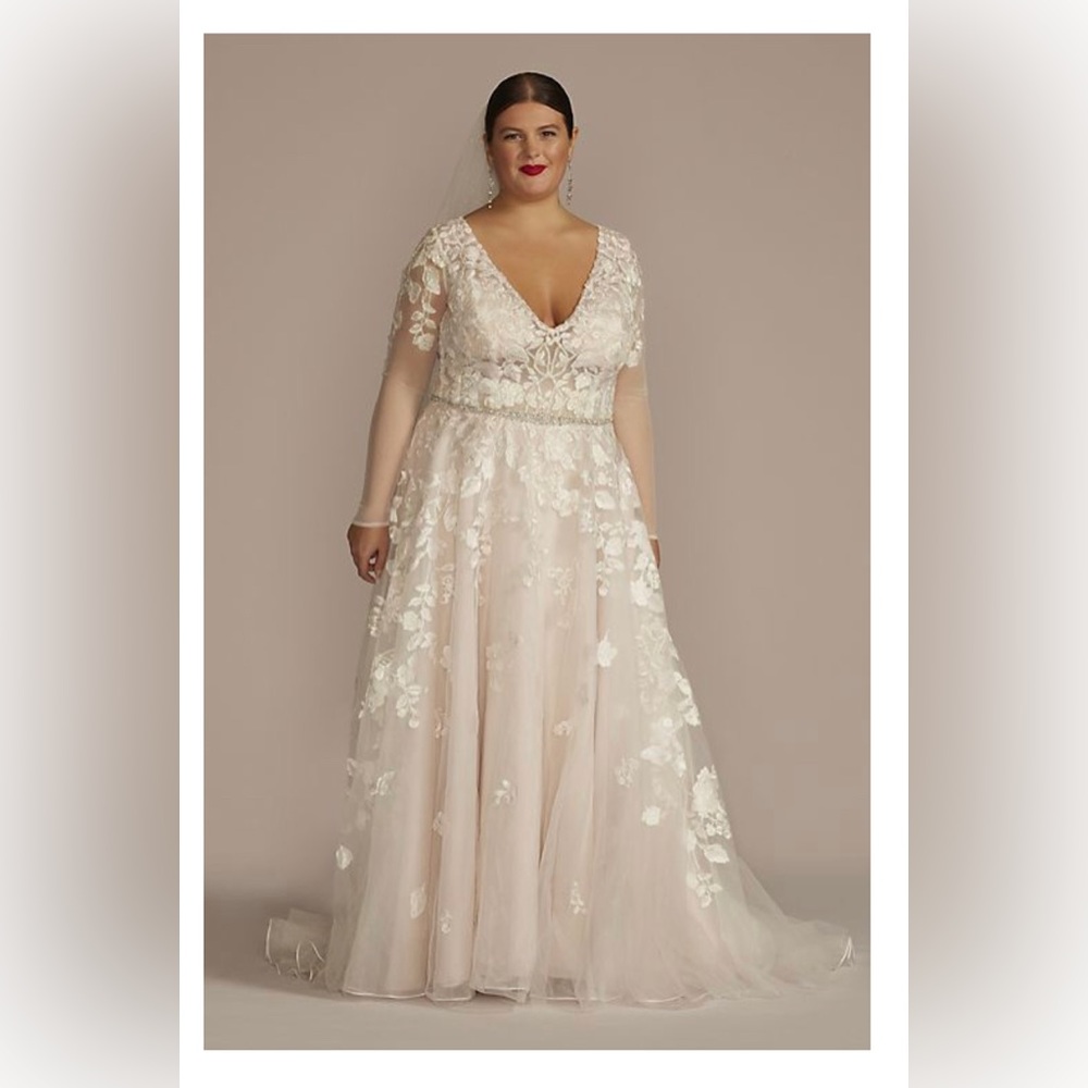 Brand New Wedding dress by Galina Signature with Tags and Garment bag